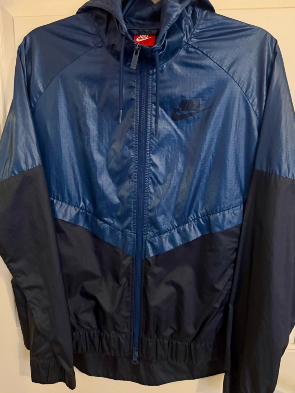 Nike Windrunner Blue and Black Two-Tone Hooded Windbreaker Jacket - Picture 3 of 8